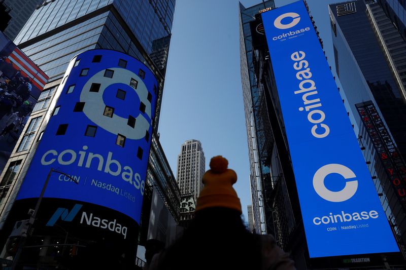 ARK buys 110 million dollars in Coinbase shares, strengthens its position