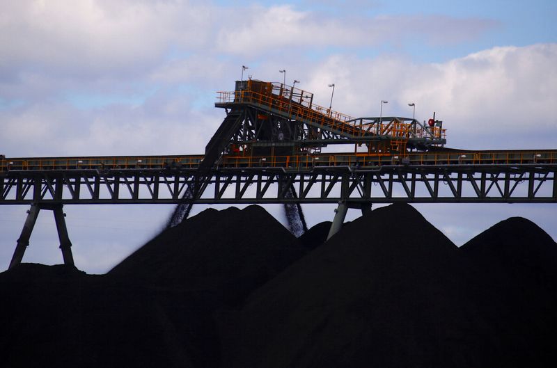 Impor batu bara China pada Januari-Februari dari Rusia meningkat karena Australia melanjutkan pasokan