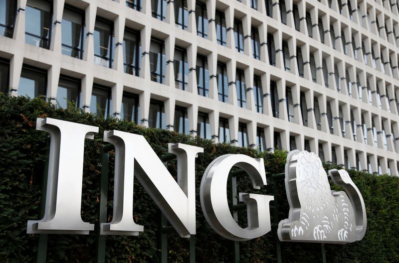 Il logo della banca Ing è raffigurato all'ingresso della sede principale del gruppo a Bruxelles