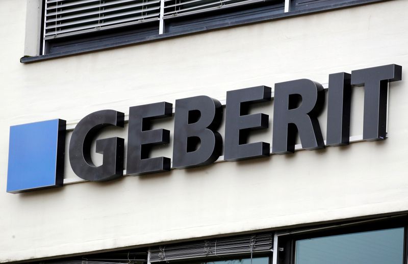 ARCHIV: Das Logo von Geberit am Hauptsitz in Rapperswil-Jona, Schweiz, 30. Oktober 2018. REUTERS/Arnd Wiegmann