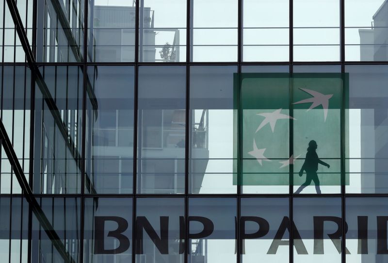 BNP PARIBAS ÉTUDIE UNE VENTE DE SA FILIALE AMÉRICAINE BANK OF THE WEST