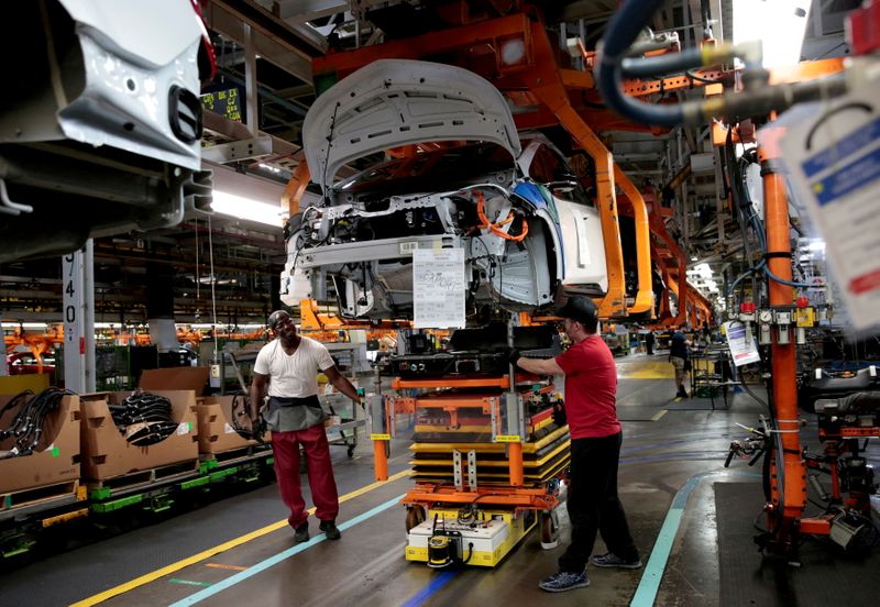 FOTO DE ARCHIVO: Planta de montaje de vehículos eléctricos de General Motors en Lake Orion