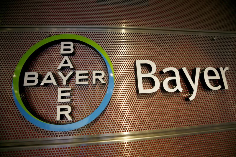 ARCHIV: Logo der Bayer AG in Leverkusen, Deutschland, 27. Februar 2019. REUTERS/Wolfgang Rattay