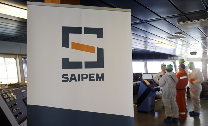 Il logo Saipem sul ponte della nave Saipem 10000 presso il porto di Genova