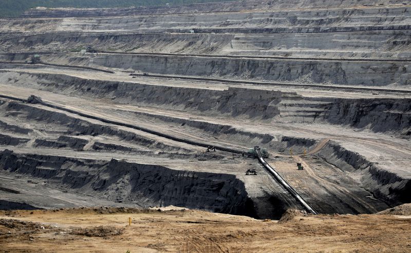 ARSCHIV: Der von der Firma PGE betriebene Kohletagebau Turow in Bogatynia, Polen,15. Juni 2021. REUTERS/David W. Cern