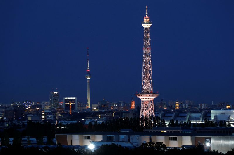 ARCHIV: Die Skyline Berlins mit dem Fernsehturm und dem Funkturm, Deutschland, 19. August 2019. REUTERS/Fabrizio Bensch