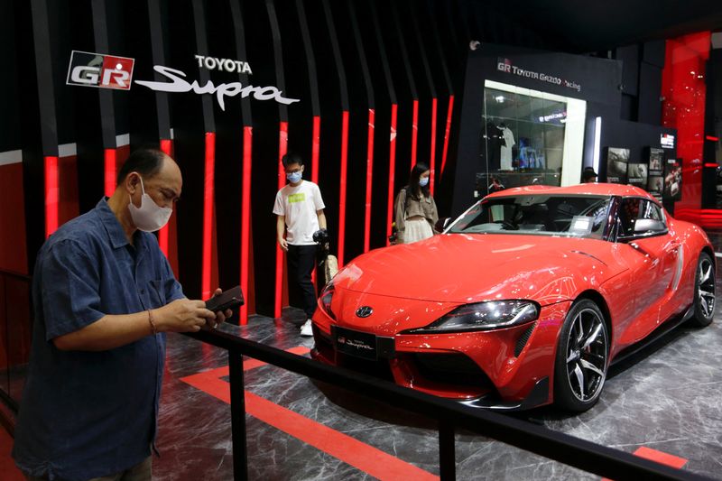 FOTO DE ARCHIVO: Modelo Toyota GR Supra en Tangerang