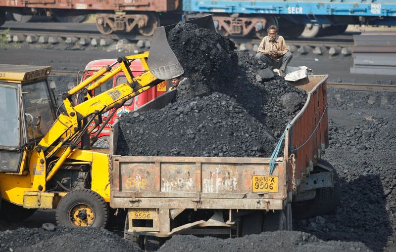 India lets coal mines increase production without feedback