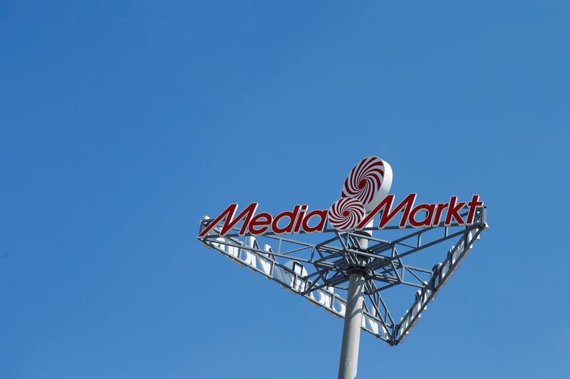 ARCHIV: Das Logo des Elektronikhändlers Media Markt in Vösendorf, Österreich, 24. April 2017. REUTERS/Heinz-Peter Bader