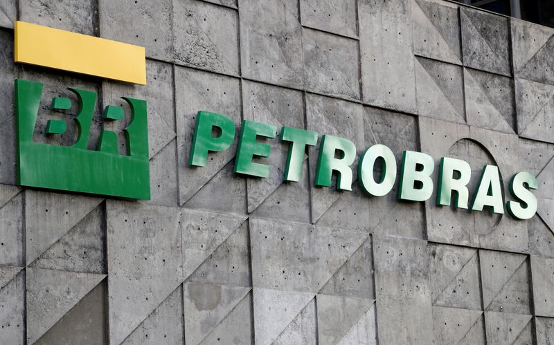 FILE PHOTO: The logo of Brazil's state-run Petrobras oil company is seen at its headquarters in Rio de Janeiro