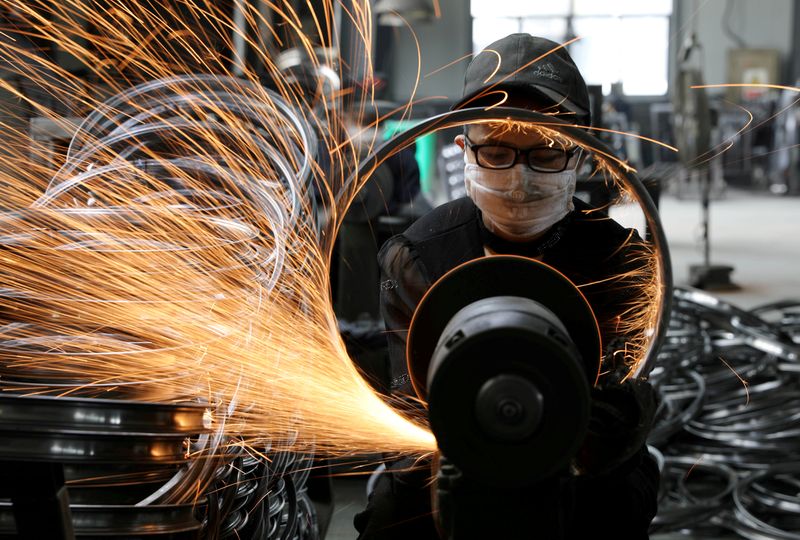 Chinese industrial profits fell for the seventh month