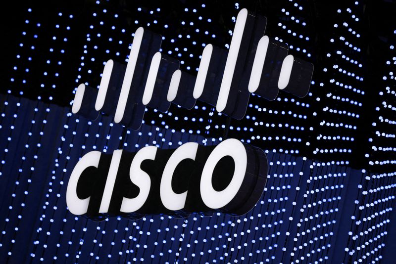 Exclusive-Cisco приостанавливает работу в России и Беларуси