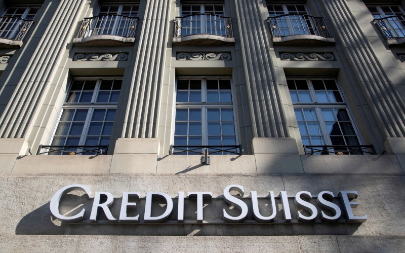 Il logo Credit Suisse presso la sede a Berna