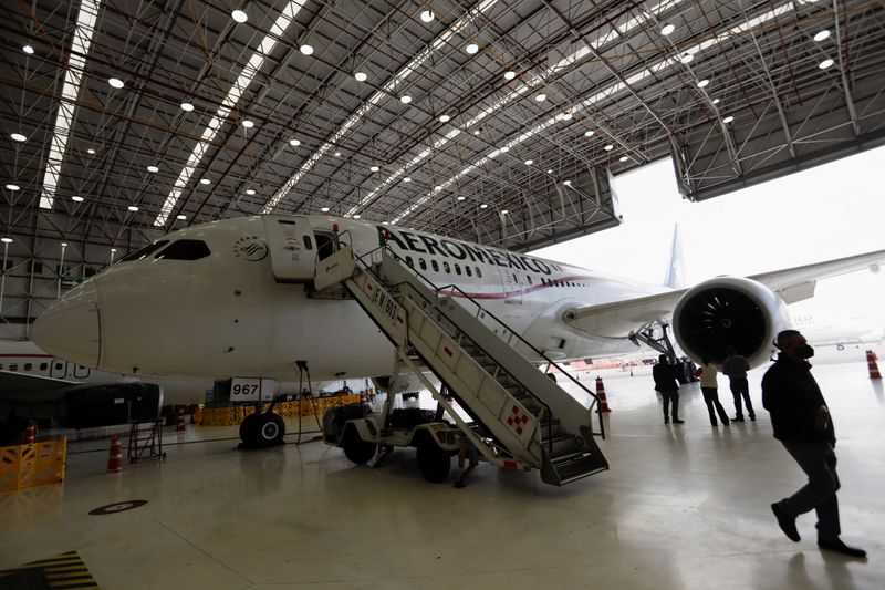 Accionistas de Aeroméxico apoyan salida de la Bolsa Mexicana de Valores como parte de una reestructuración por quiebra
