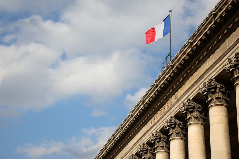 Una bandiera francese a Parigi
