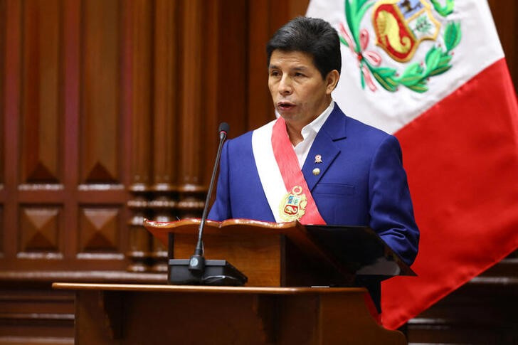 IMAGEN DE ARCHIVO. El presidente de Perú, Pedro Castillo, pronuncia un discurso a la nación en el Congreso, en Lima, Perú