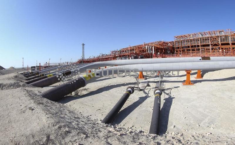 L'infrastruttura di D Island, il principale centro di lavorazione, nel giacimento petrolifero offshore di Kashagan, nel Mar Caspio, nel Kazakistan occidentale.