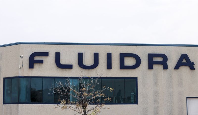 FOTO DE ARCHIVO. El logo de Fluidra en un complejo empresarial a las afueras de Barcelona, Cataluña, España