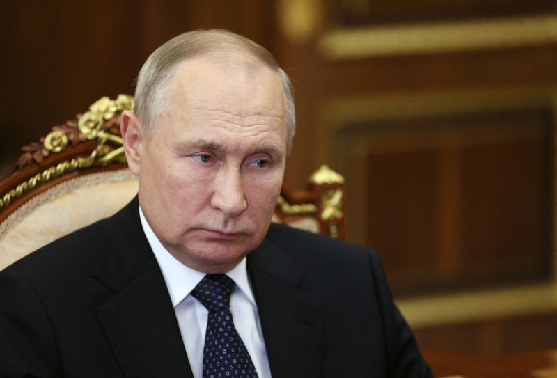 Le président russe Vladimir Poutine lors d'une réunion à Moscou, en Russie