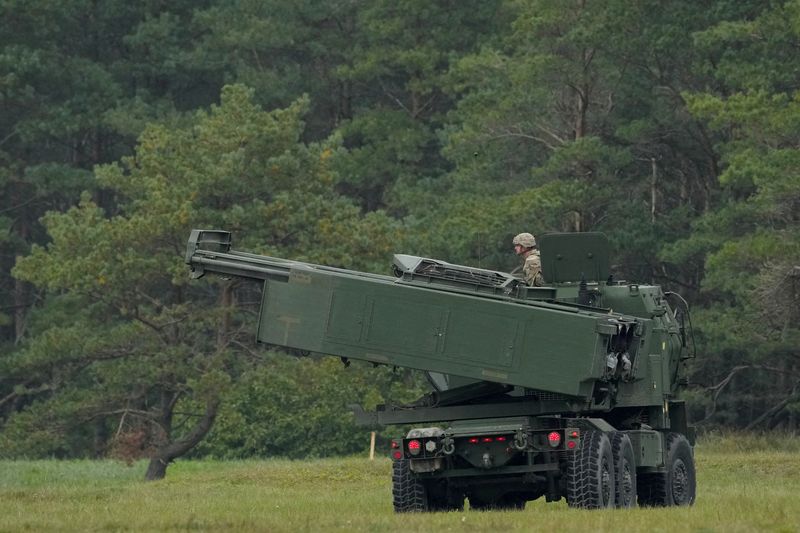 ARCHIV: Ein M142 High Mobility Artillery Rocket System (HIMARS) an einer Militärübung in der Nähe von Liepaja, Lettland