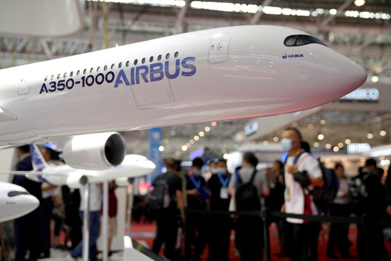 Photo d'une maquette de l'avion de ligne Airbus A350-1000