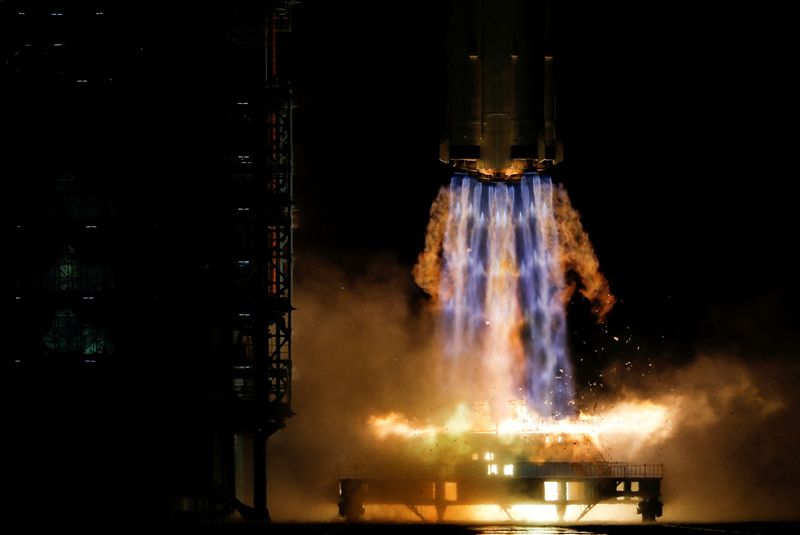FOTO DE ARCHIVO: Lanzamiento de un cohete en el Centro de Lanzamiento de Satélites de Jiuquan