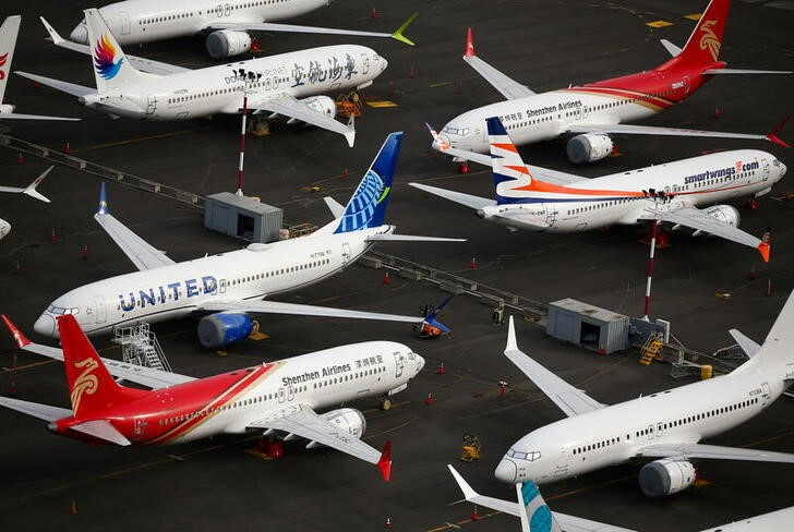 Imagen aérea de archivo de varios aviones Boeing 737 MAX estacionados en el King County International Airport-Boeing Field de Seattle, Washington, EEUU.