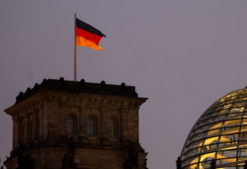Deutschland – 40 % der Unternehmen erwarten, im Jahr 2023 weniger zu produzieren