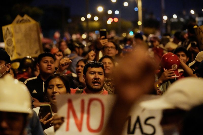 Manifestations anti-gouvernementales à Lima