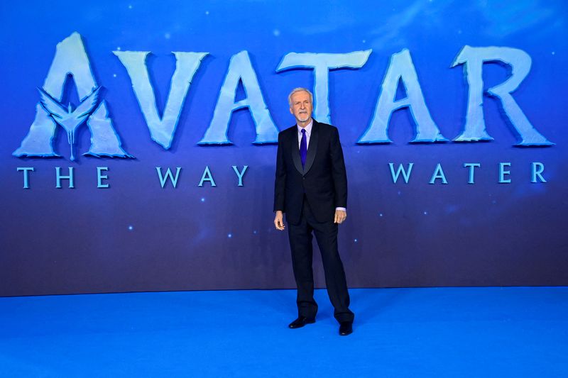 ARCHIV: Regisseur James Cameron bei der Weltpremiere von 'Avatar: The Way of Water', London, Großbritannien