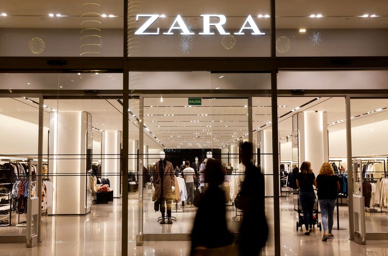 Zara met het in rekening brengen van retourzendingen Spanje |
