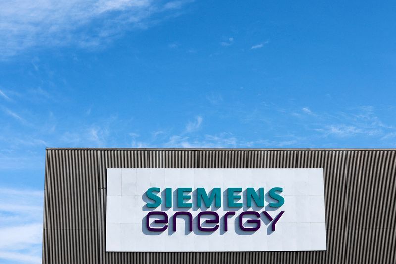 FILE PHOTO: German Chancellor Scholz visits Siemens Energy site in Muelheim an der Ruhr