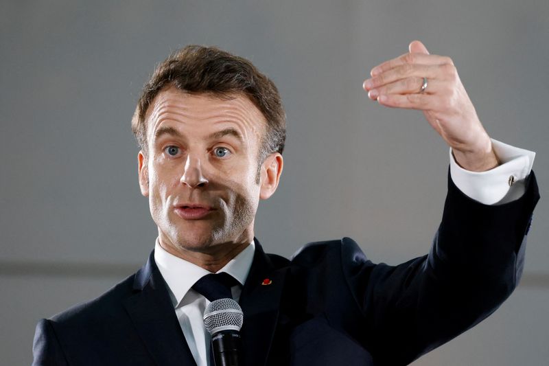 Emmanuel Macron à la préfecture de Paris et d'Ile-de-France