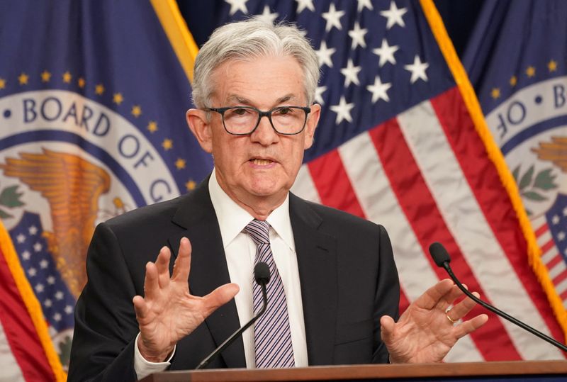 La Fed ha alzato i tassi di interesse di 25 punti base, segnalando la pausa